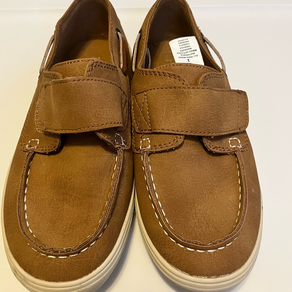 Childrens place shoes. New  Size 1 boys